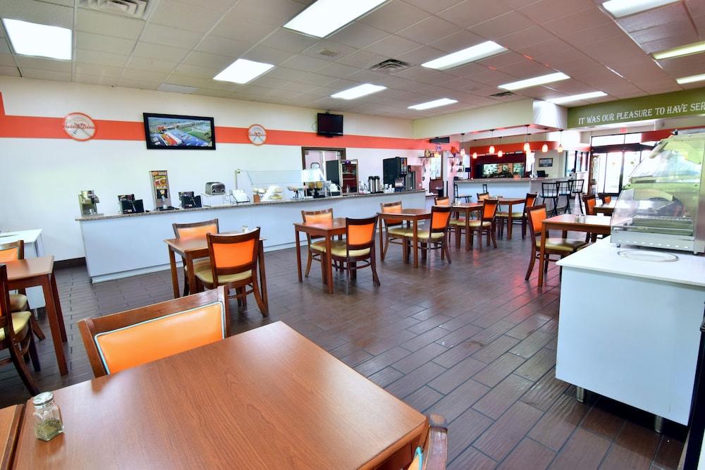 Howard Johnson By Wyndham Ocala Fl I-75 Exterior photo